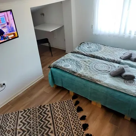 Le Petit Apartment *